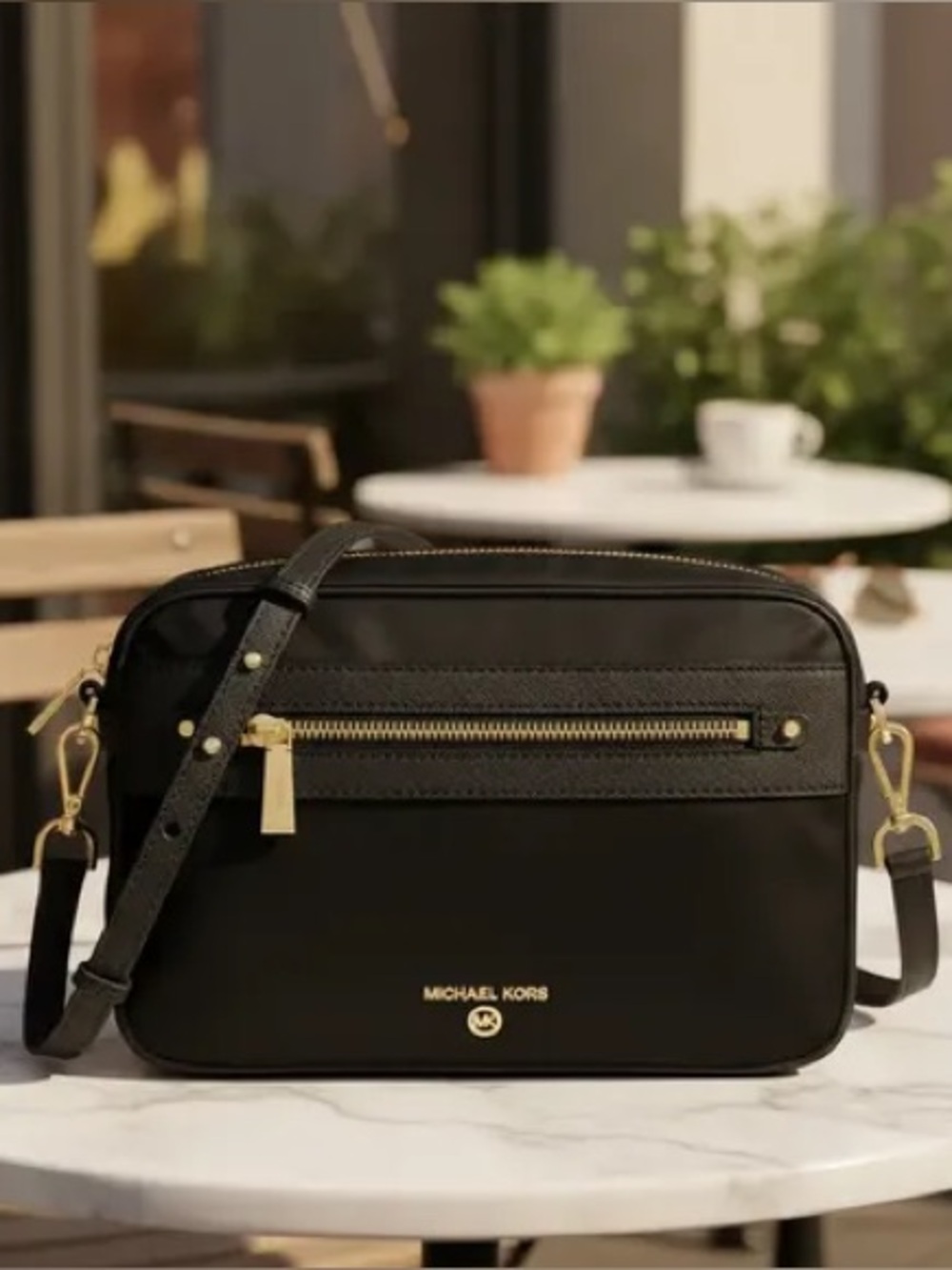 Michael Kors Elegant Black Crossbody Bag
